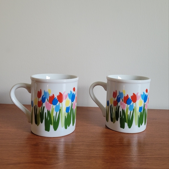 2 vintage tulip mugs 90s floral mugs - Picture 8 of 8